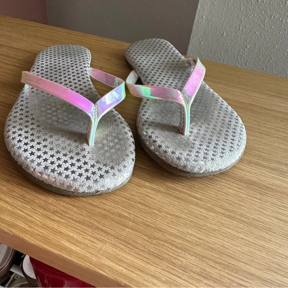 Girls Tkees Flip Flops